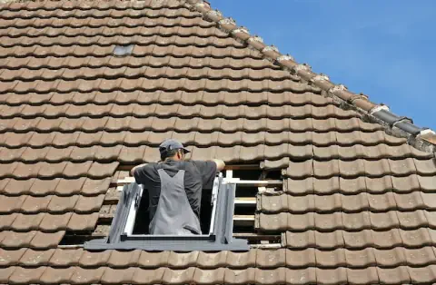 Pose de velux - Gilly-lès-Cîteaux